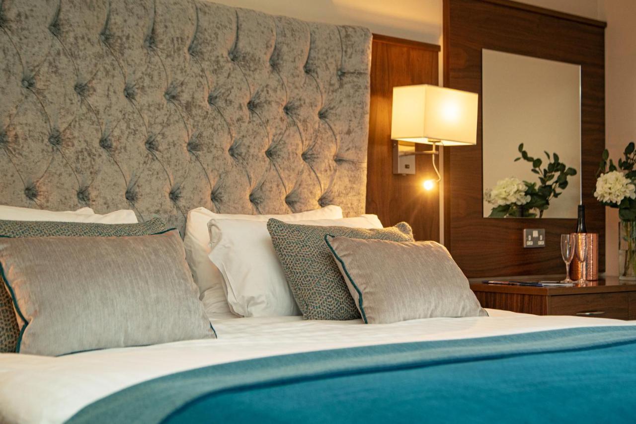 The Wyatt Hotel Westport Buitenkant foto