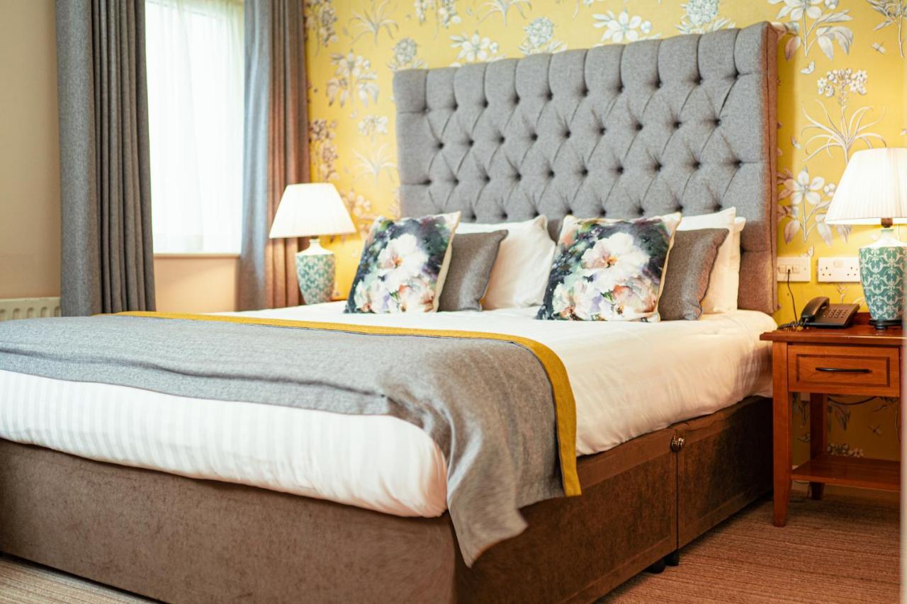 The Wyatt Hotel Westport Buitenkant foto