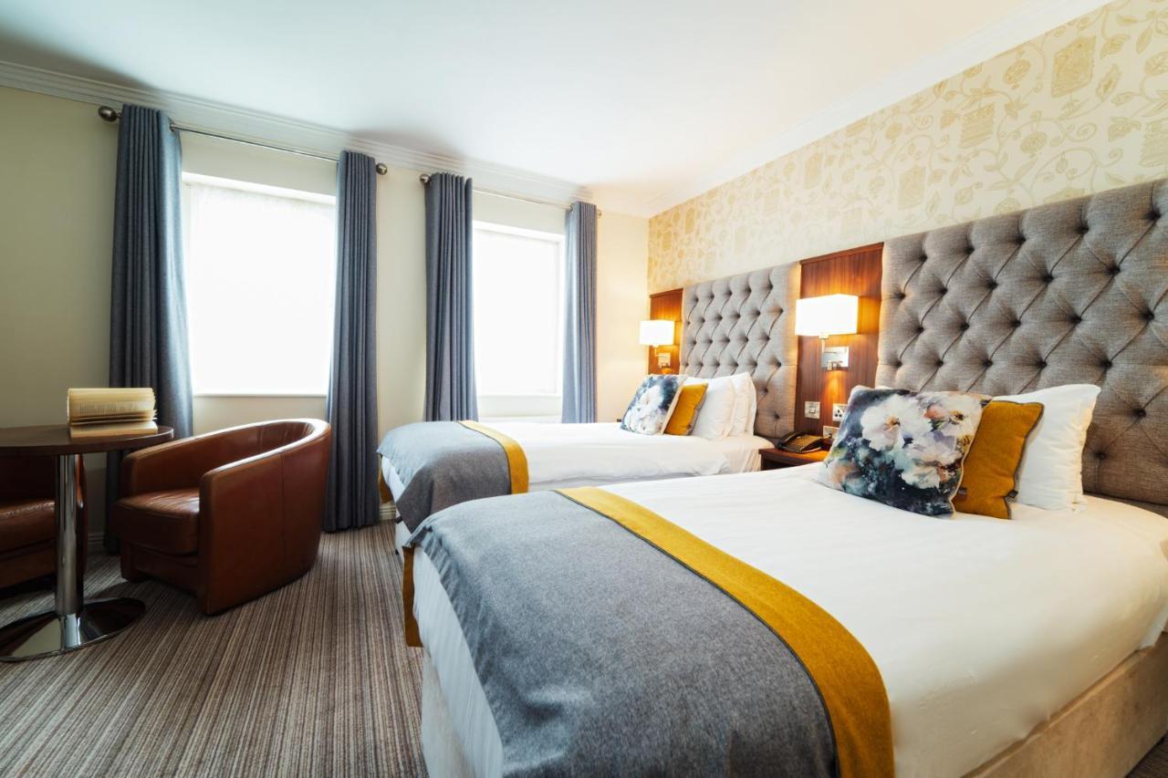 The Wyatt Hotel Westport Buitenkant foto