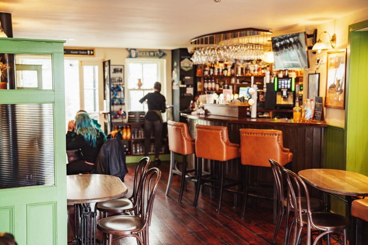 The Wyatt Hotel Westport Buitenkant foto