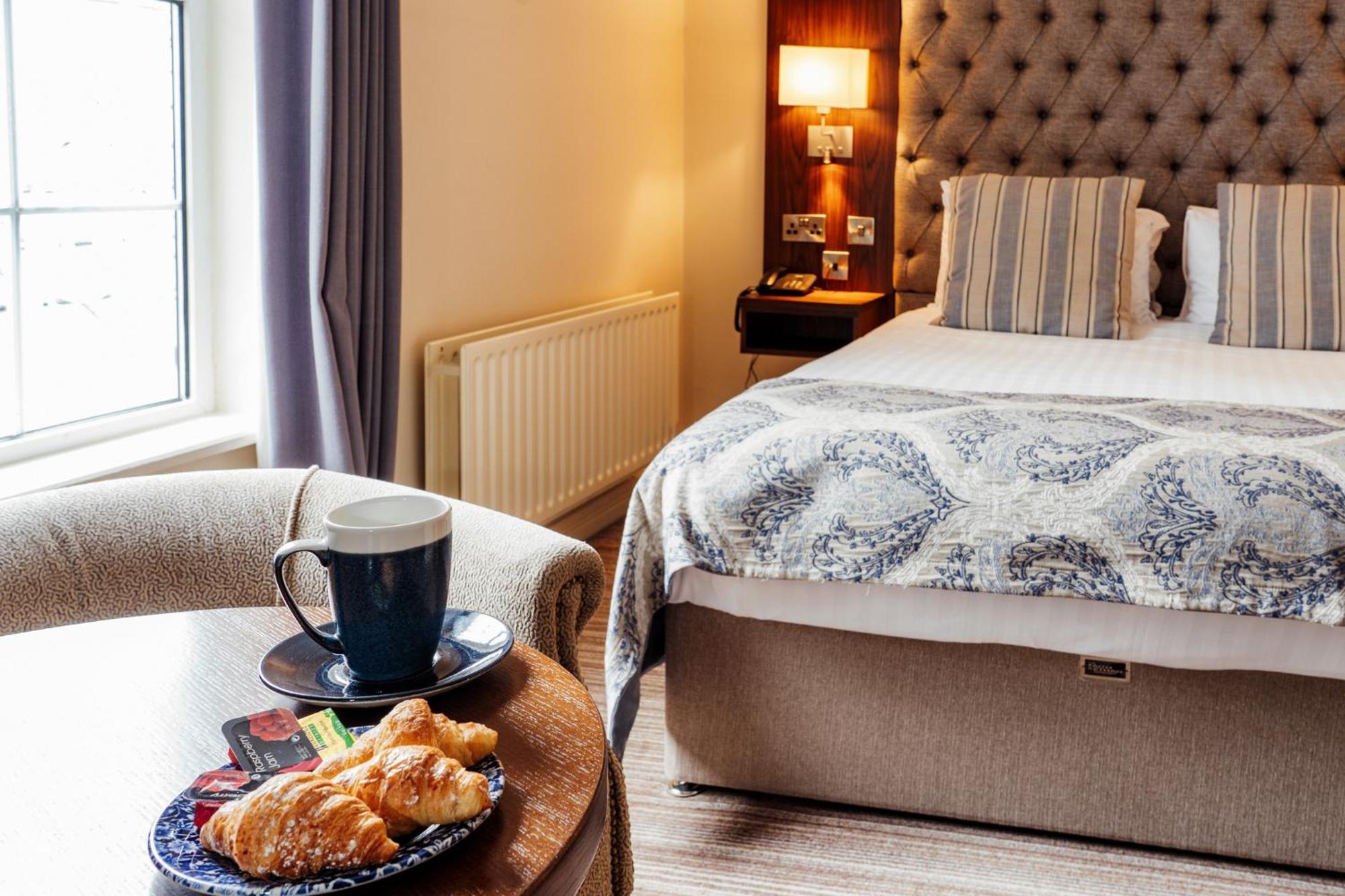 The Wyatt Hotel Westport Buitenkant foto