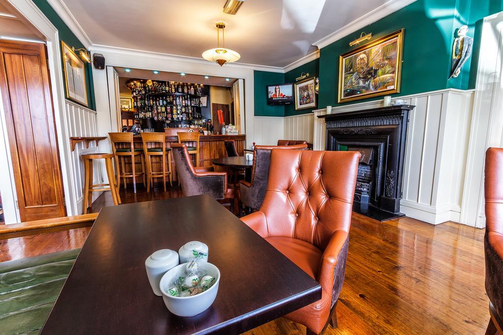 The Wyatt Hotel Westport Buitenkant foto