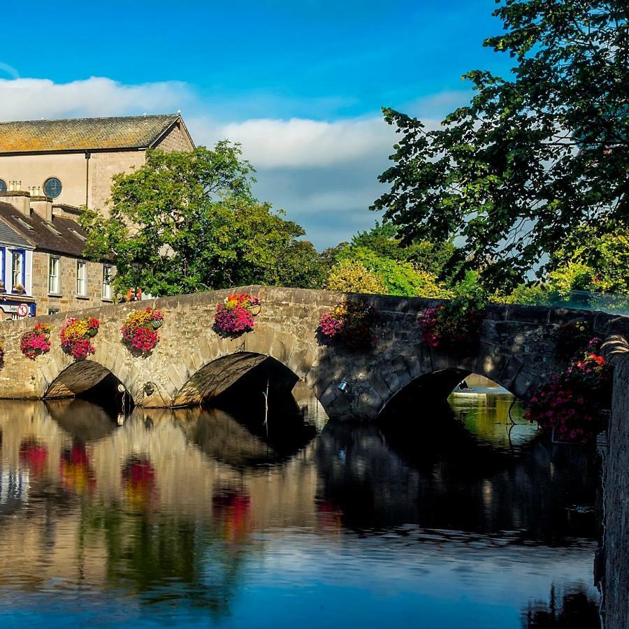 The Wyatt Hotel Westport Buitenkant foto